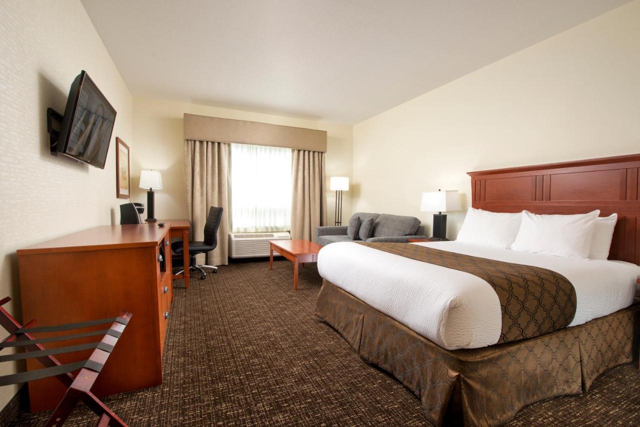 Gold Eagle Lodge North Battleford Esterno foto