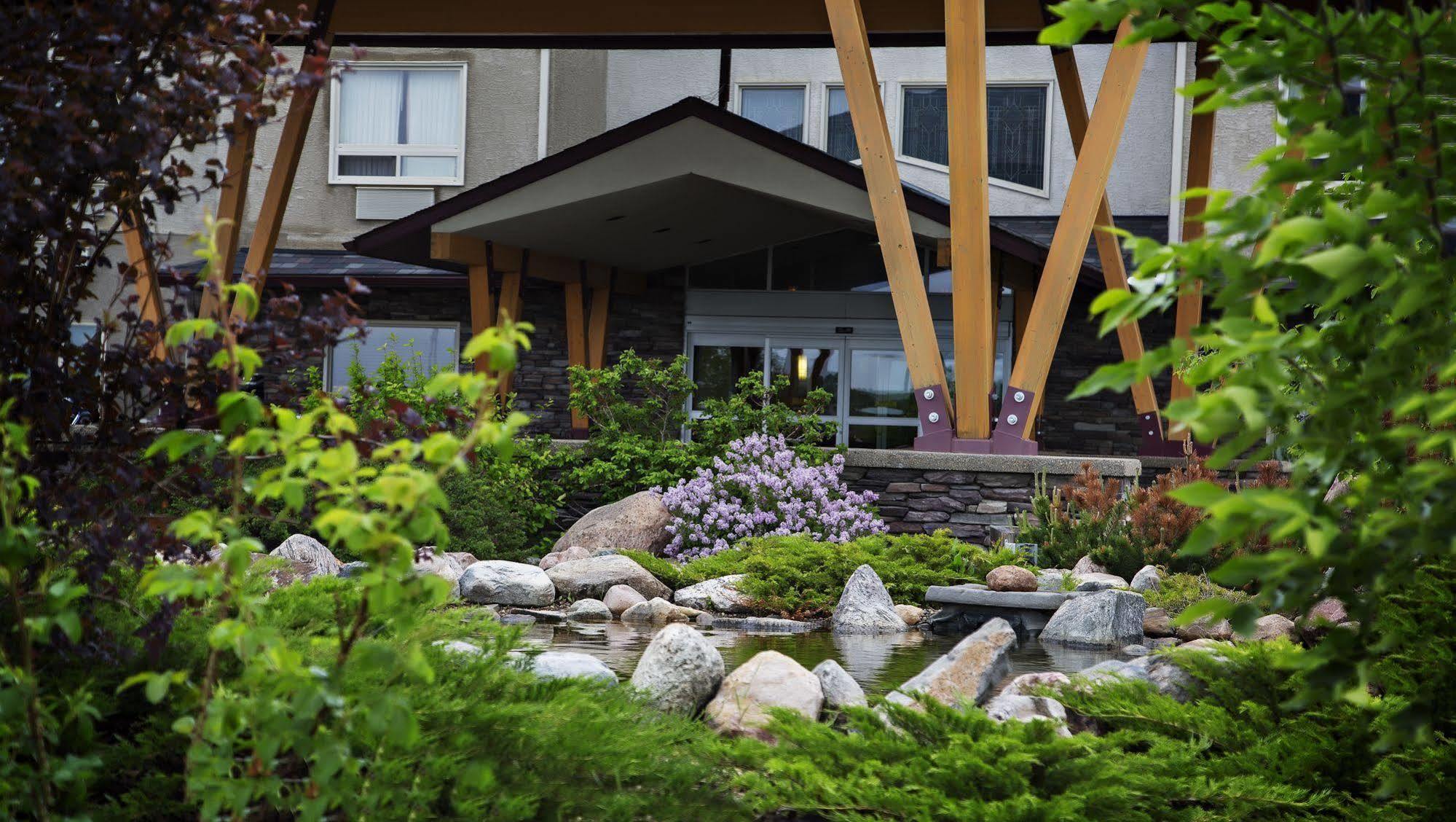 Gold Eagle Lodge North Battleford Esterno foto