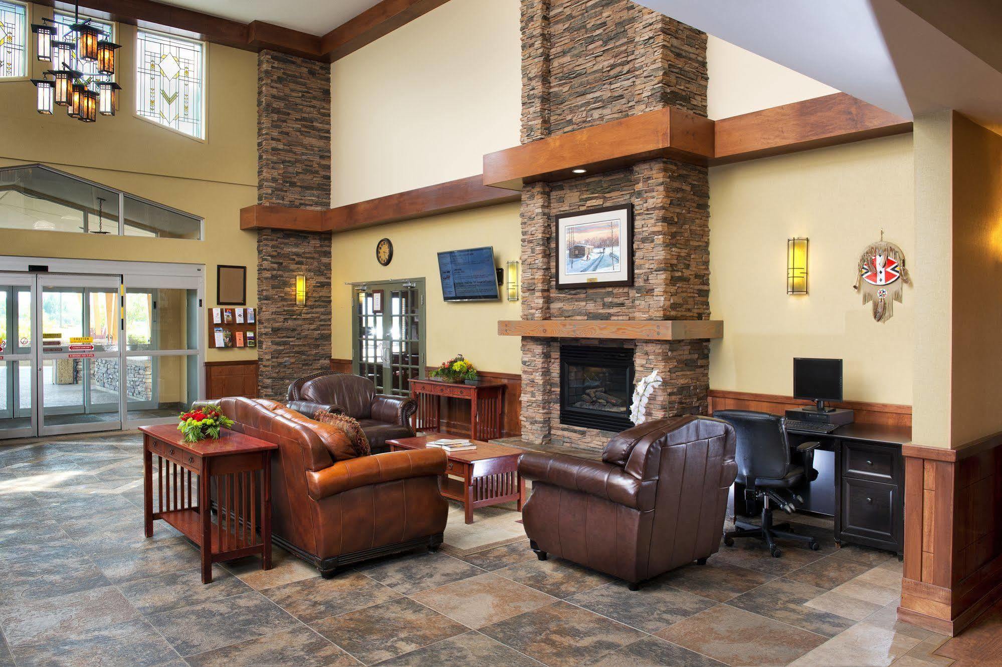 Gold Eagle Lodge North Battleford Esterno foto