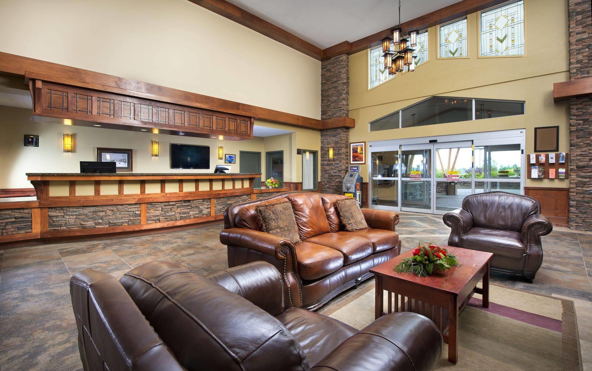 Gold Eagle Lodge North Battleford Esterno foto